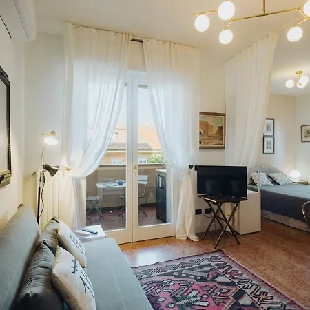 Sara's House Апартаменты Болонья